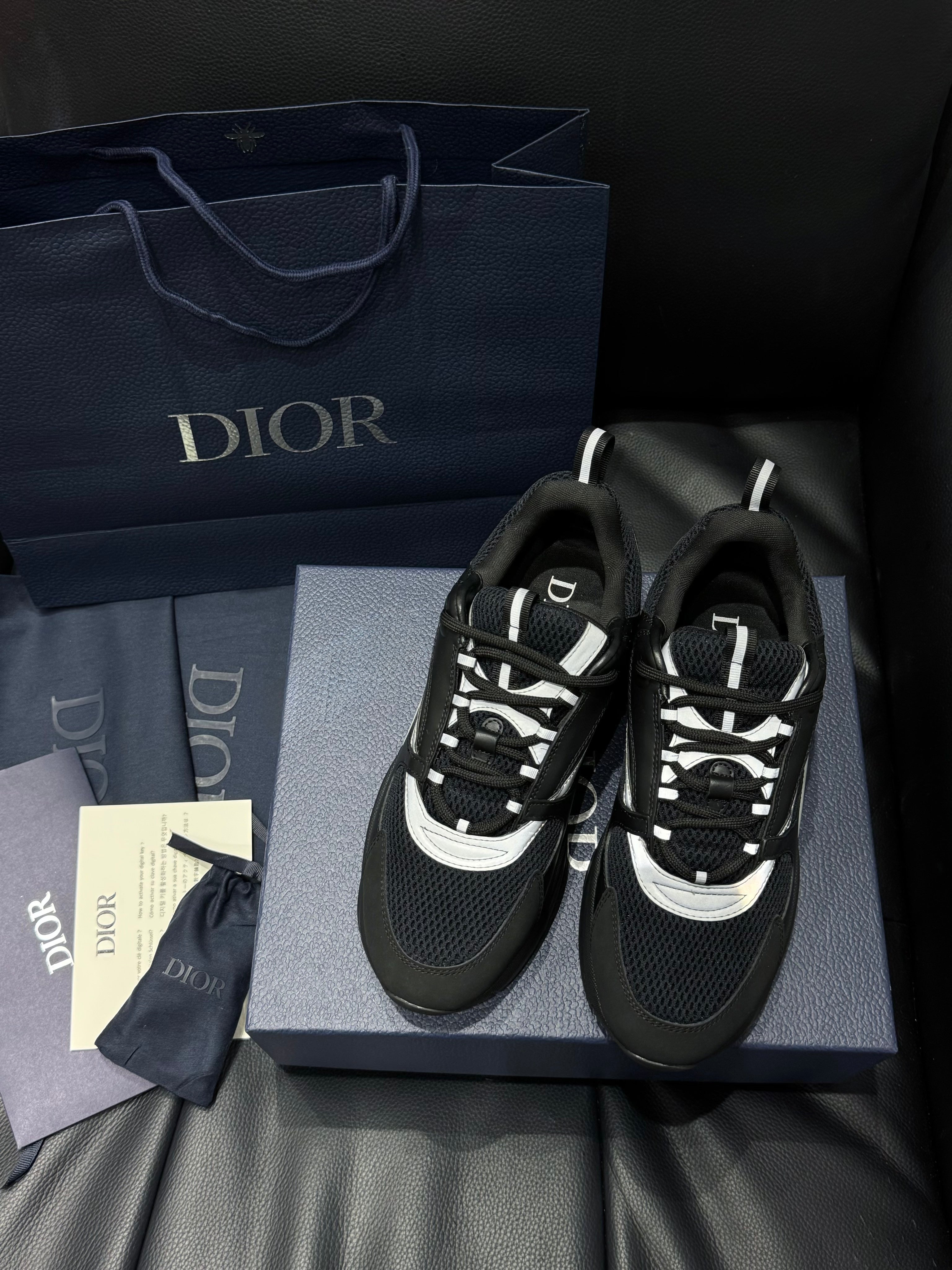 Dior B22 Black & White Technical Mesh & Calfskin Sneakers
