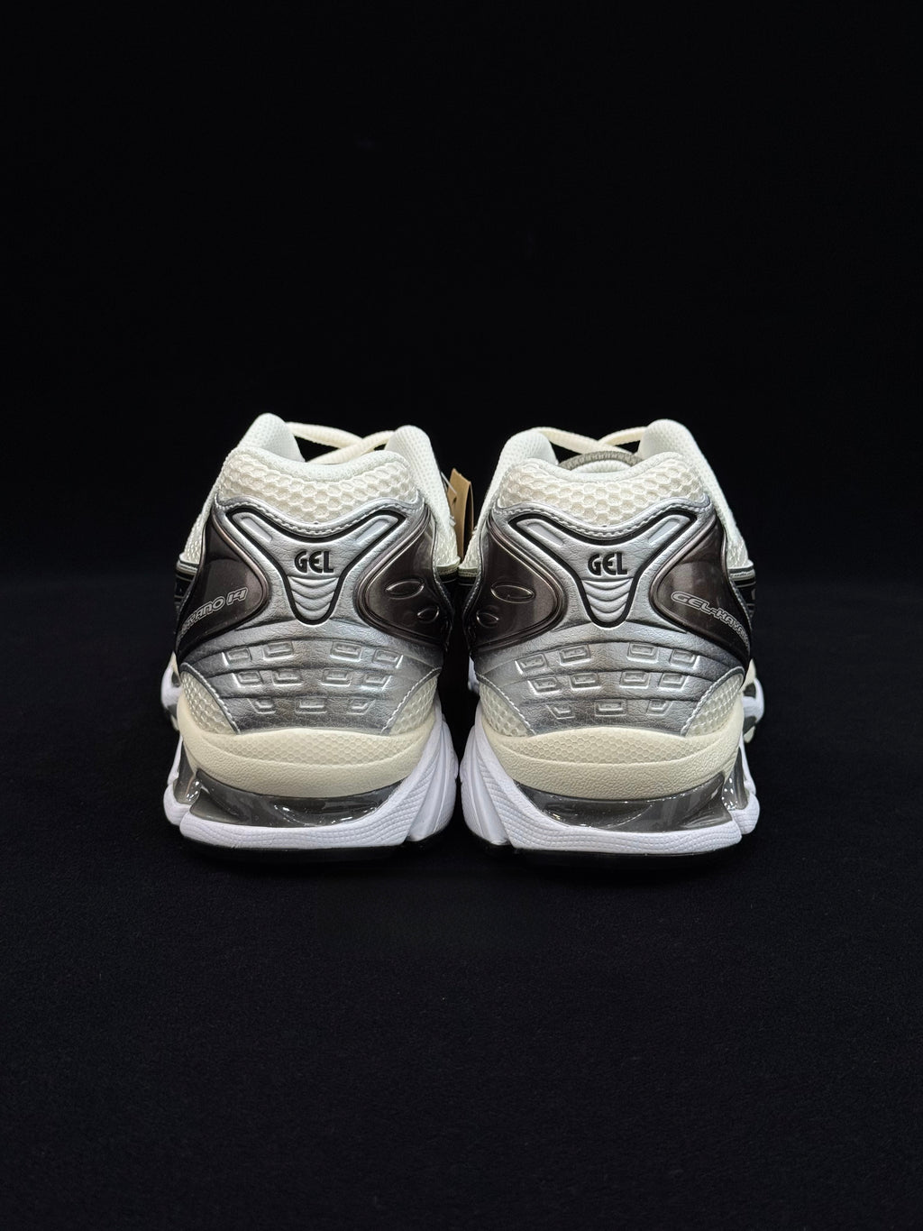 ASICS Gel‑Kayano 14 Cream / Black / Metallic Silver Trainers