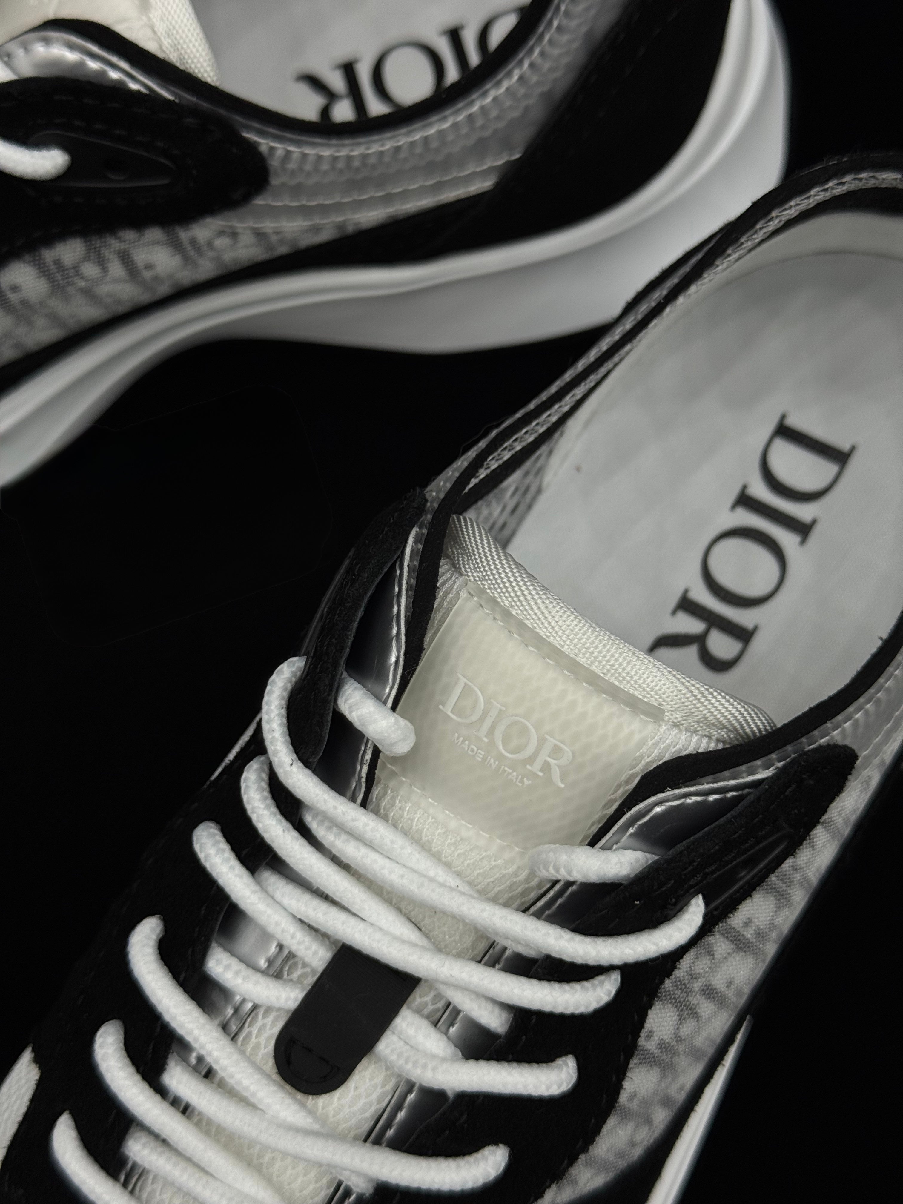 Dior B25 Runner Black & White Technical Mesh & Leather Sneakers